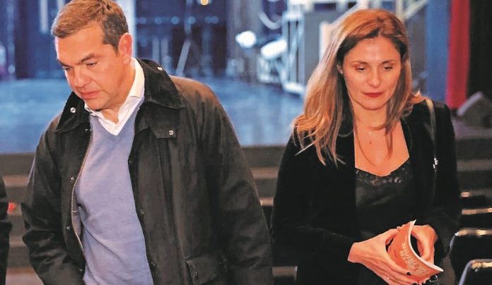 Βραδινή έξοδο για τον Αλέξη Τσίπρα και τη Μπέτυ Μπαζιάνα