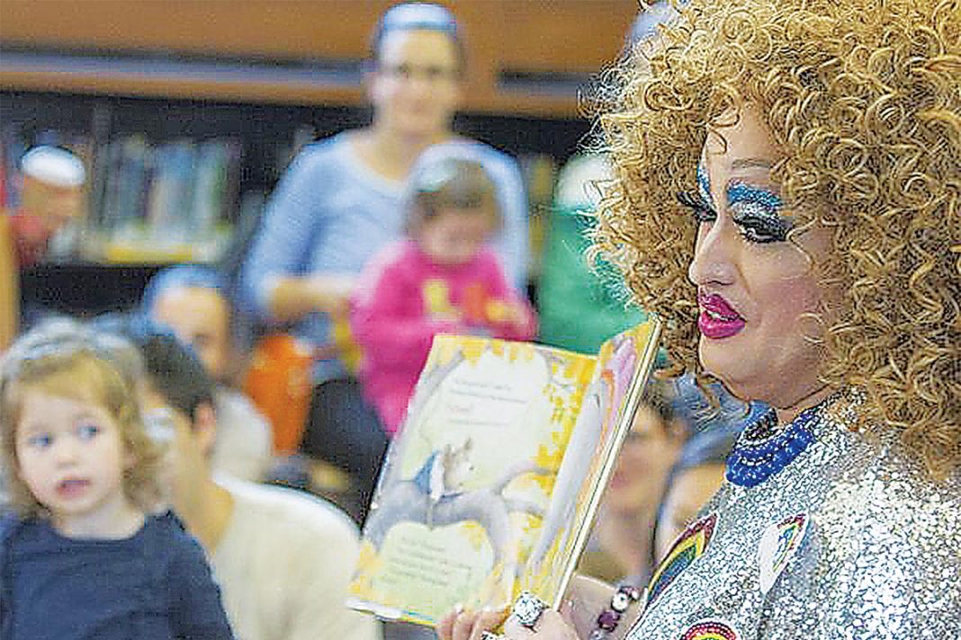 Στα κάγκελα γονείς! Χριστουγεννιάτικη εκδήλωση με Drag Queens σε ιδιωτικό παιδικό σταθμό