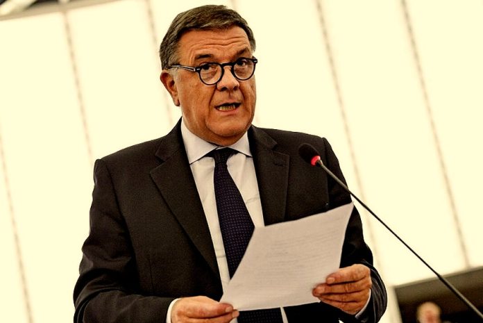 Αντόνιο Παντσέρι: Ο εγκέφαλος της οργάνωσης «δίνει» ονόματα για να πέσει στα μαλακά