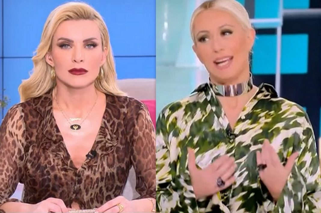 Καινούργιου σε Μπακοδήμου: «Δεχτείτε την επιτυχία και των νέων παρουσιαστών»