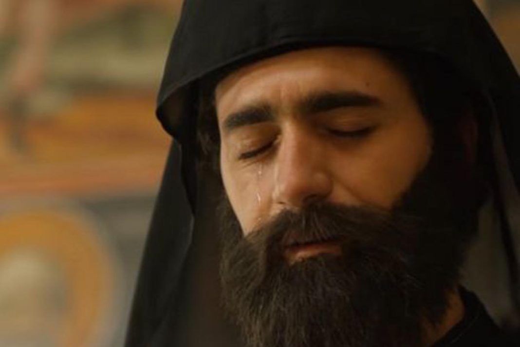 «Άγιος Παΐσιος»: Ποιος παίκτης του Survivor βρέθηκε στα γυρίσματα της σειράς;
