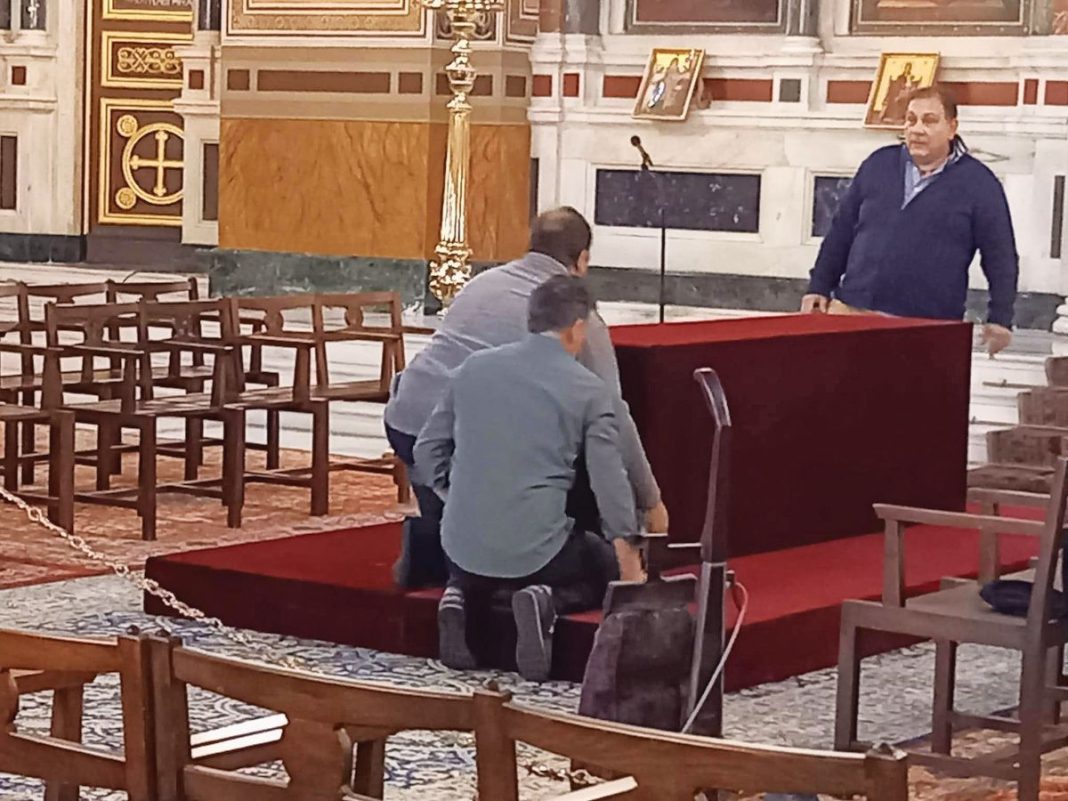 Κηδεία τέως βασιλιά Κωνσταντίνου: Το «πριγκιπάτο» της Μητρόπολης