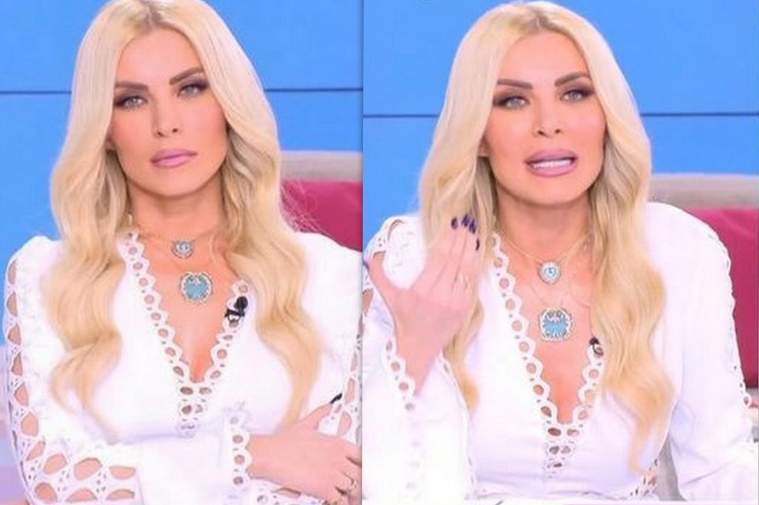 Απασφάλισε η Καινούργιου: «Την έβαλα μέσα στο σπίτι μου και τώρα βγαίνει και μιλάει χυδαία για εμένα»