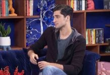 Τάσος Λέκκας: «Μου έσπασε η φωνή πάνω στη σκηνή»