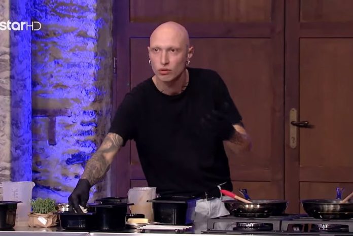 «MasterChef»: «Ξύπνησα την άλλη μέρα και τα μισά μαλλιά ήταν στο κρεβάτι», εξομολογήθηκε παίκτης