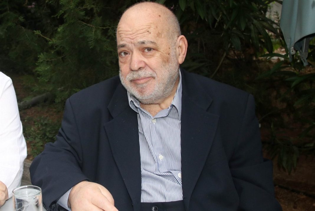 «Ραγίζει καρδιές» το αντίο της κόρης του Χρήστου Βαλαβανίδη