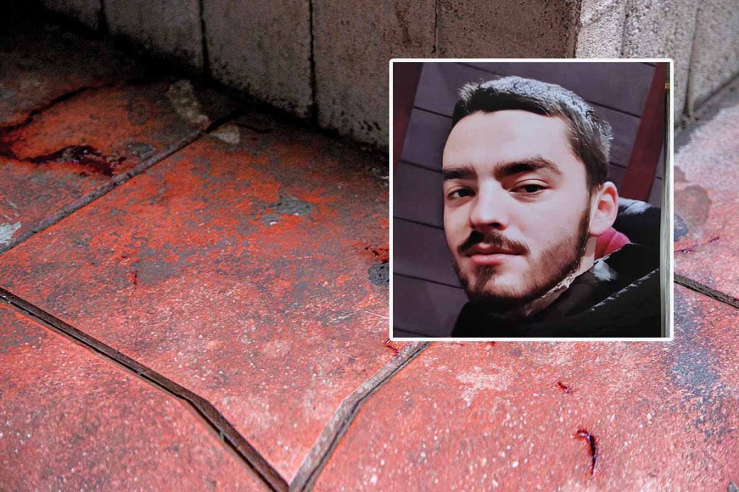 Δίκη Καμπανού: Συγκλόνισε με την κατάθεσή του ο αστυνομικός - Ξεχύψησε στα χέρια του ο Άλκης