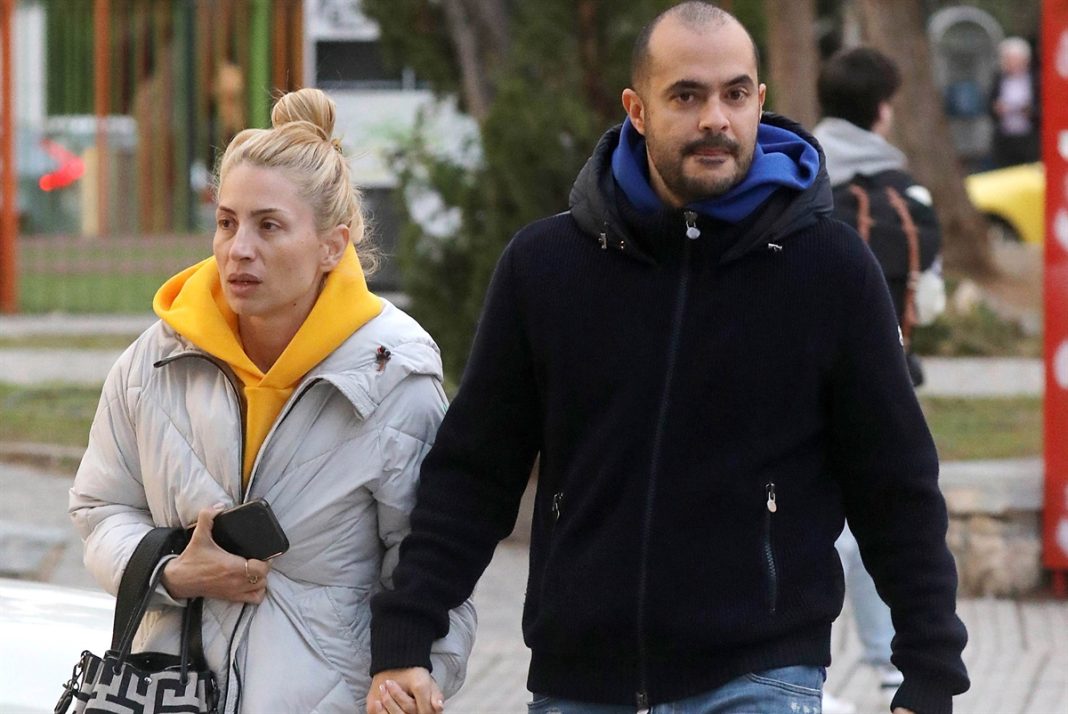 Μαρία Ηλιάκη - Στέλιος Μανουσάκης: Για ψώνια στη Γλυφάδα
