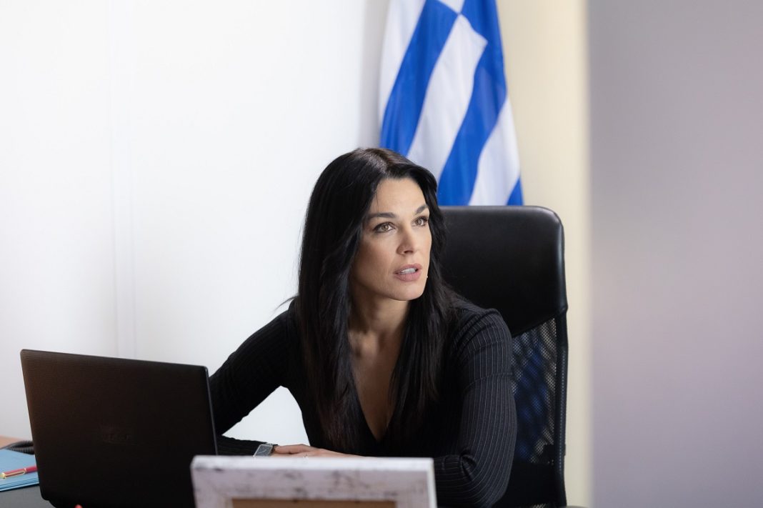 «Παγιδευμένοι»: Η εισαγγελέας «Αγγελική Ρούσσου» έρχεται και φέρνει ανατροπές