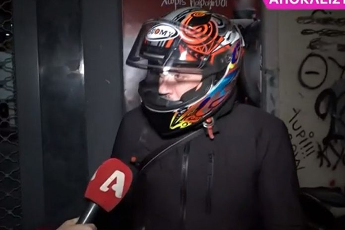 Έξαλλος ο Σπύρος Παπαδόπουλος: «Έχουμε ραντεβού να μιλήσουμε; Αφήστε με ήσυχο»