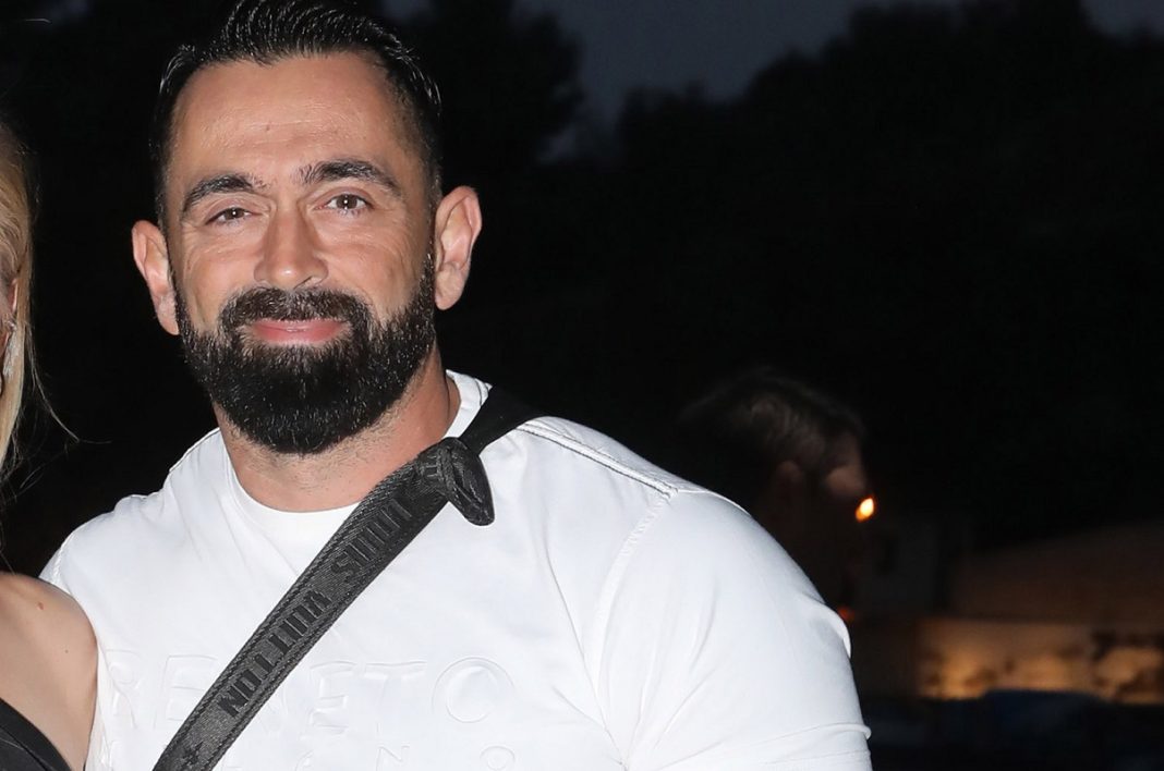 Οι δύσκολες στιγμές που πέρασε Μπο: «Είχα ένα πολύ σοβαρό ατύχημα με τον πατέρα μου»