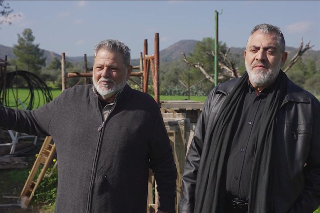 «Η γη της ελιάς»: Εισβάλουν οι άντρες του Δημοσθένη στο σπίτι του Ισίδωρου