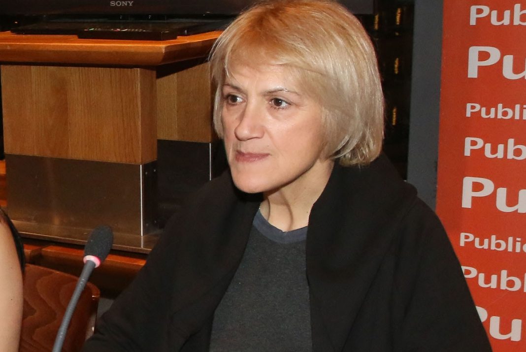 Εξοργισμένη η Καίτη Κωνσταντίνου για τη τραγωδία στα Τέμπη: «Δεν ήταν ατύχημα, ήταν έγκλημα»