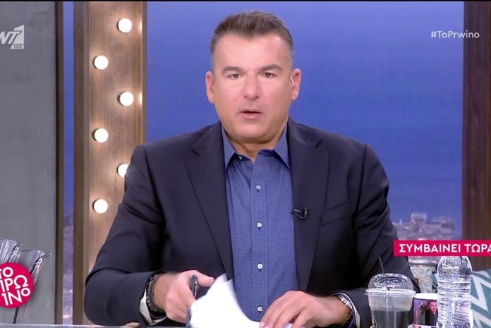 Τέσσερις κούκλες στα πόδια του Γιώργου Λιάγκα