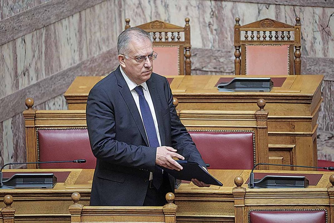 «Παγώνουν» οι τιμές σε βασικά προϊόντα για δύο μήνες – Τι ανακοίνωσε ο Θεοδωρικάκος