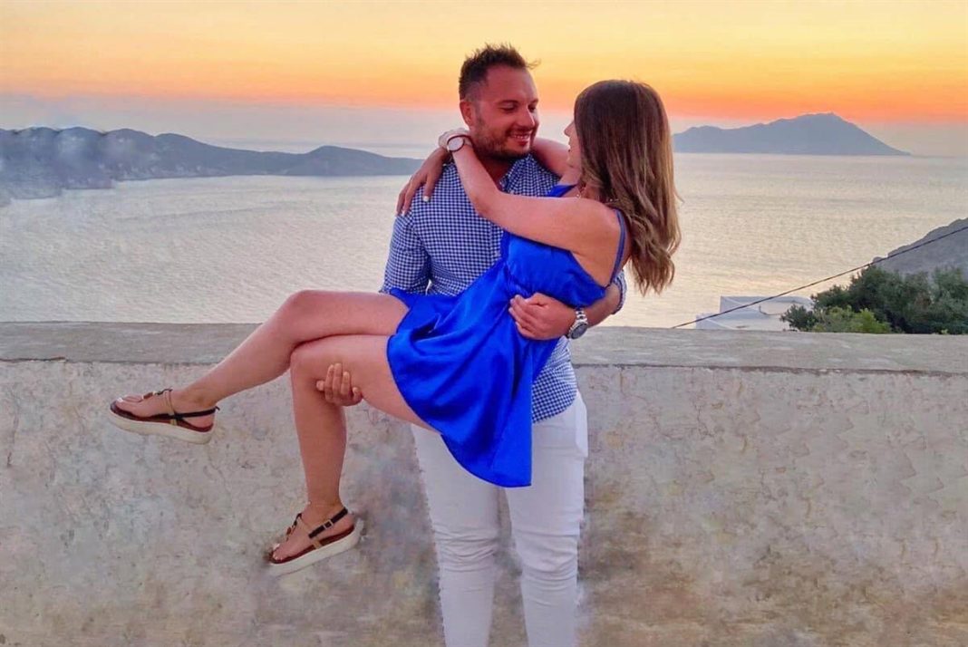 «Αχ ψυχή μου σε περιμένω να γυρίσεις» - «Ραγίζει» καρδιές η σύντροφος του άτυχου μηχανοδηγού