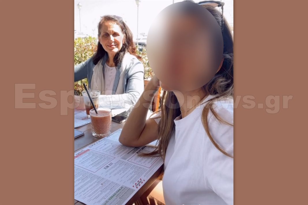 «Δεν έχω κούκλα πεθερά;» - Γνωστή τραγουδίστρια βγήκε για καφέ με τη μαμά του συζύγου της