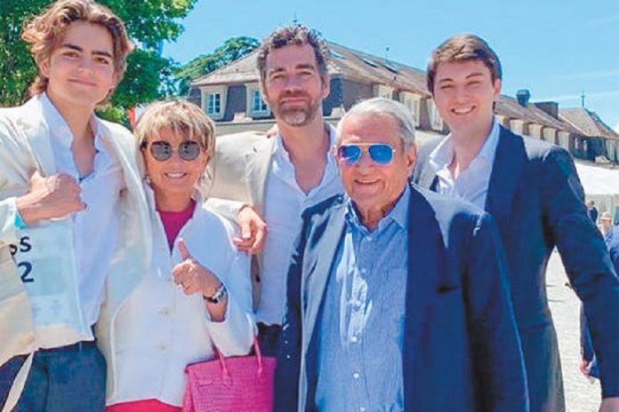 Νεκρή μετά από τέσσερις σφαίρες η βαρόνη που ζούσε στο Πόρτο Χέλι