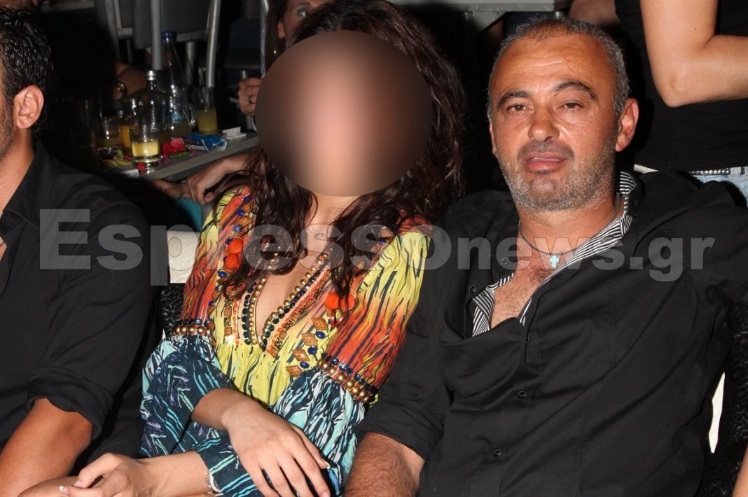 Νυχτοπερπατήματα όχι με το αμόρε αλλά με τον πατέρα της