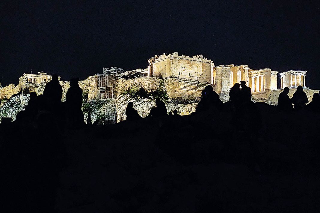 Ο δράκος της Ακρόπολης: Νιγηριανός ασέλγησε σε βάρος 33χρονης