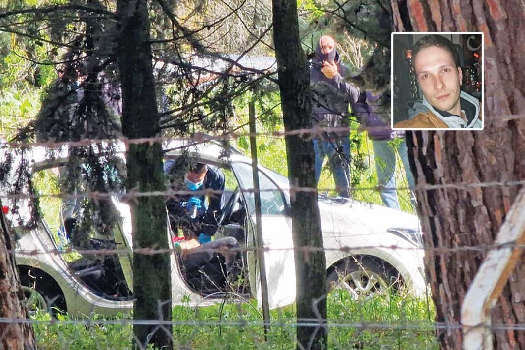 Δολοφόνησε τη μητέρα του με καραμπίνα μέσα σε αυτοκίνητο και μετά εξαφανίστηκε