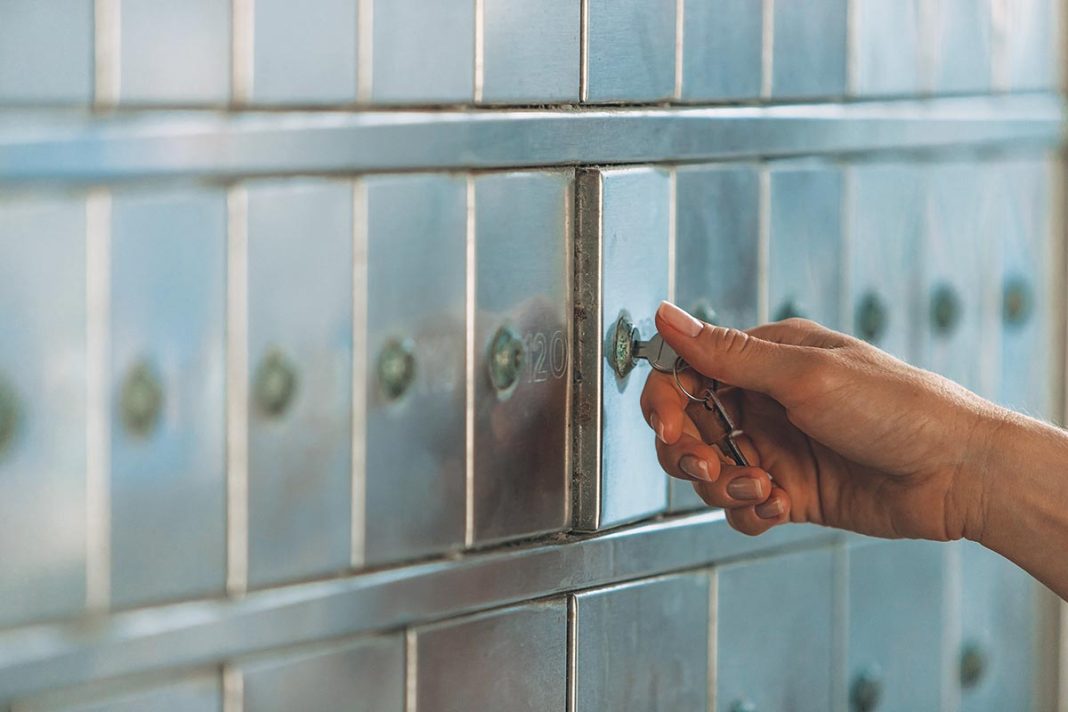 Ταυτοποιήθηκαν οι δράστες της διάρρηξης τραπεζικών θυρίδων στη Νέα Σμύρνη τον Ιούλιο
