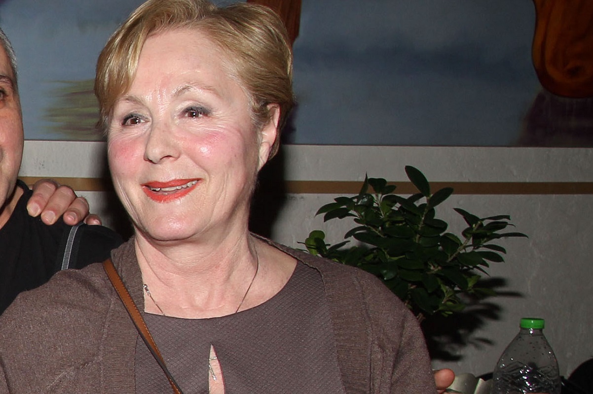 Η Στέλλα Παπαδημητρίου ποζάρει με τους εγγονούς της