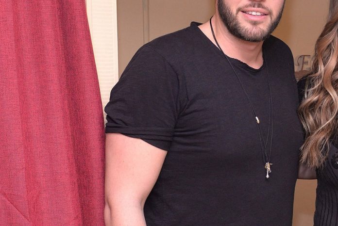 «Με φλερτάρουν περισσότερο οι άνδρες. Δεν μου αρέσει, γιατί είμαι straight»