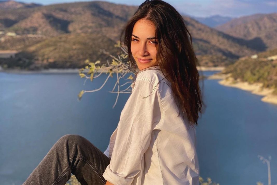 Αντιγόνη Νεοφύτου: Ο ξέφρενος χορός της «Μαρίνας» από τη «Γη της ελιάς» σε έξοδό της