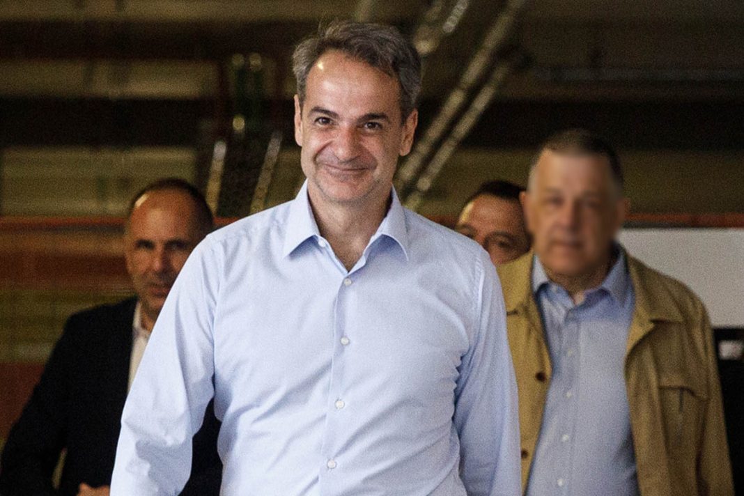 Ξημερώματα, μη δίνεις δικαιώματα