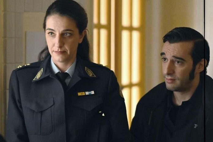 «Σασμός»: Η Ντίνα μεταφέρεται εσπευσμένα στο νοσοκομείο