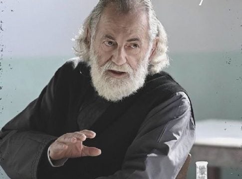 Ο Μιχάλης Αεράκης ποζάρει με τον γιο του ανήμερα των γενεθλίων του