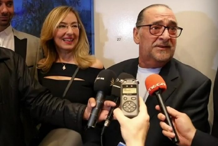 Η πρώτη δημόσια εμφάνιση του Βασίλη Καρρά μετά την περιπέτεια της υγείας του: «Επιστρέφω στη ζωή»