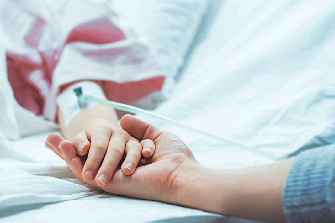 Βόλτες από νοσοκομείο σε νοσοκομείο έκανε το αγοράκι που χτύπησε στο κεφάλι και χρειαζόταν αξονική τομογραφία