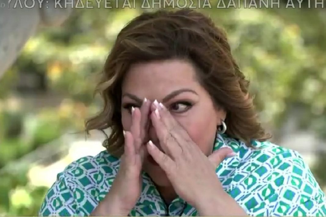 «Λύγισε» η Βίκυ Σταυροπούλου για το χαμό του αδελφού της: «Ήταν αλκοολικός, δεν ήθελε βοήθεια»