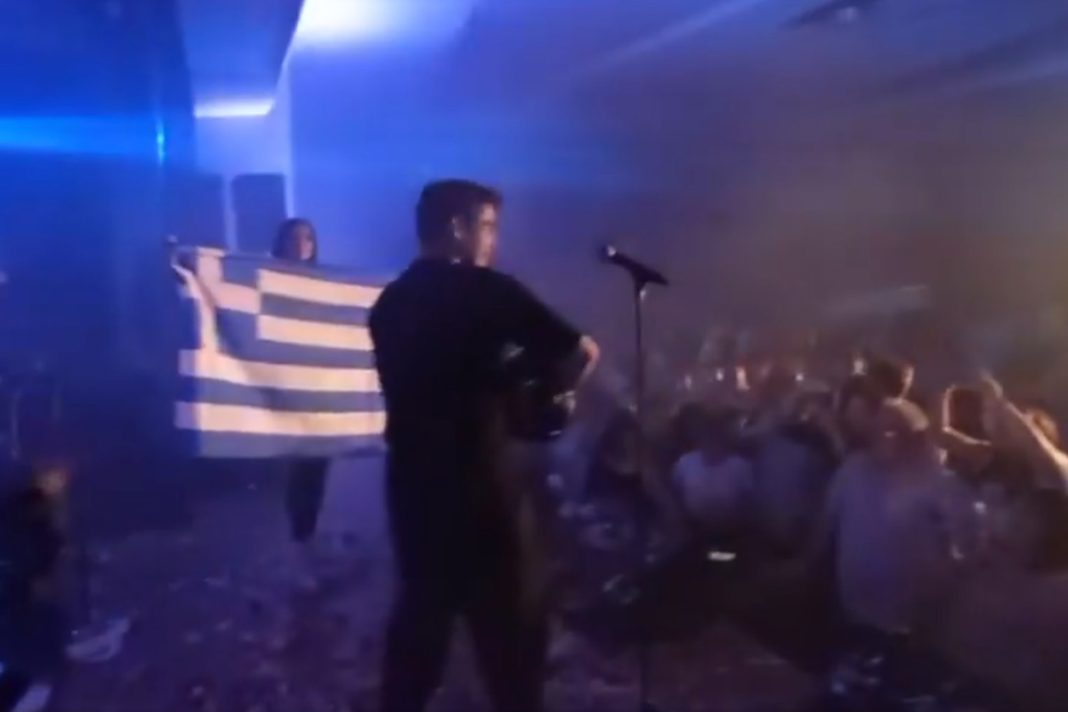 Evgenia: Ανέκδοτες εικόνες από το North America Tour με Καλίδη-Δήμα και το βίντεο με την ελληνική σημαία που συγκινεί