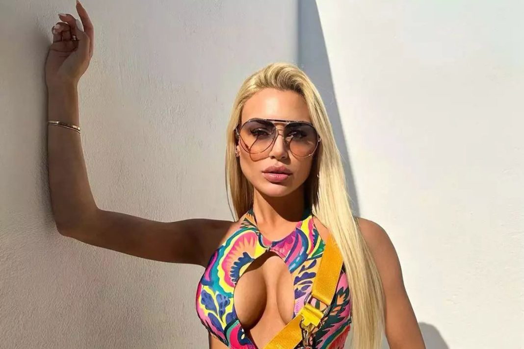Aνω κάτω και τα Mατογιάννια από την «barbie» Παναγιώταρου