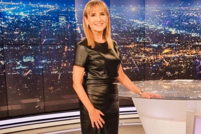 Η Μάρα Ζαχαρέα άφησε τα πλατό ειδήσεων και χαλαρώνει στην ξαπλώστρα