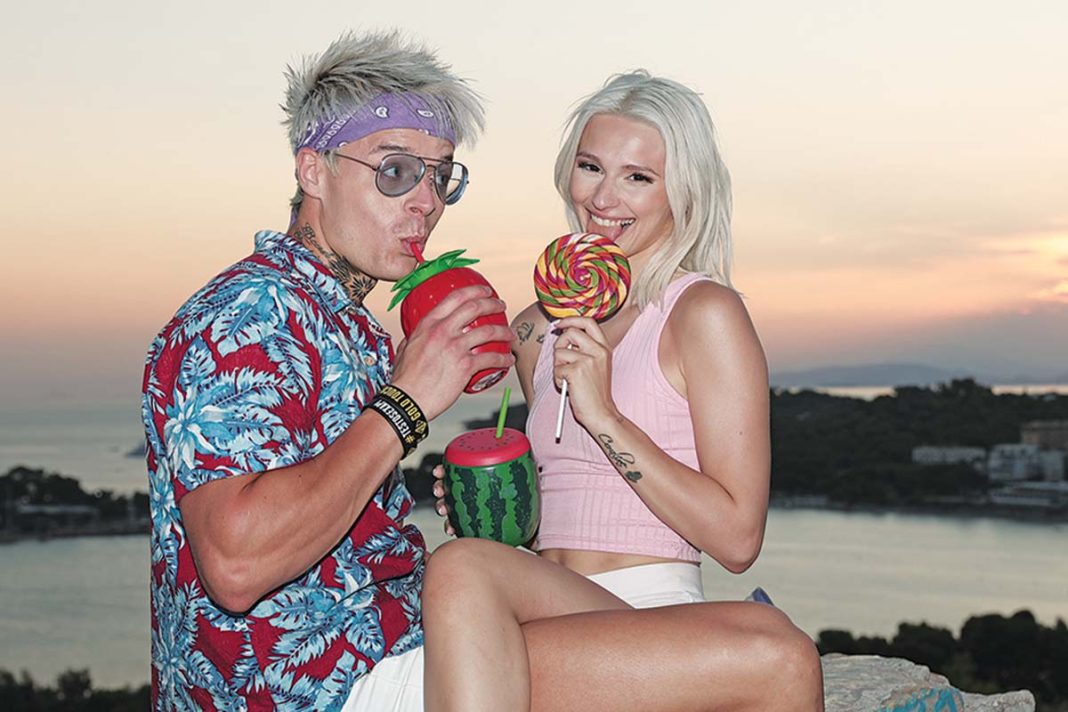 Porn Barbie! - Η ταινία ενηλίκων της εταιρίας SugarBabes.TV έρχεται λίγο μετά την πρεμιέρα της χολιγουντιανής παραγωγής
