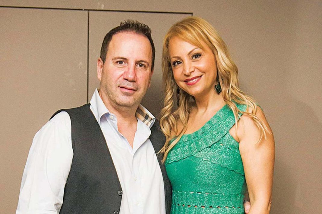 Πόλεμος ανάμεσα στην Καμπουρέλη και τον πρώην σύζυγό της με αφορμή τη νέα της σχέση