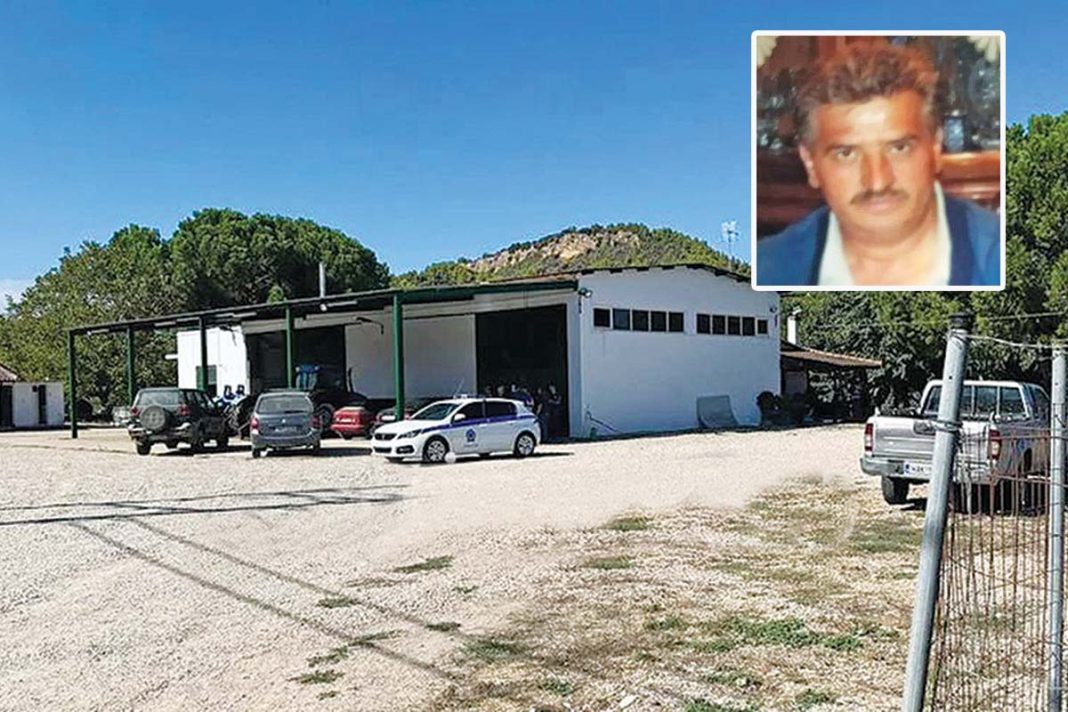 Οι 40 μαχαιριές στο κεφάλι του επιχειρηματία Μπάμπη Αναγνωστόπουλου από το χέρι του αδελφού του