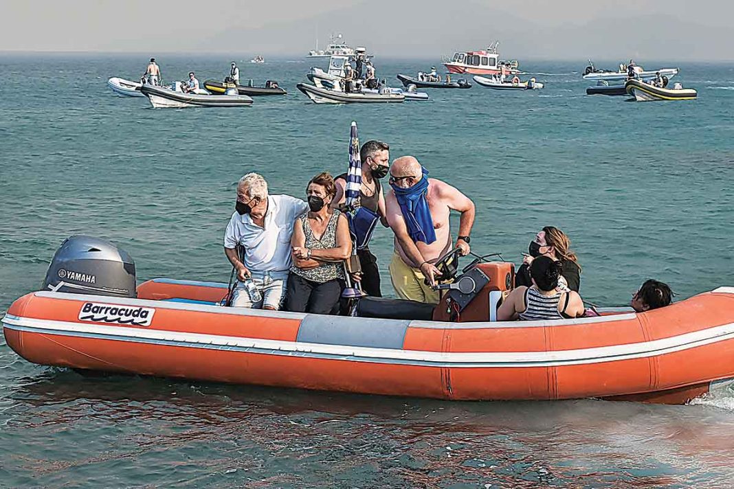 Συγκλονιστικές μαρτυρίες κατοίκων της Νέας Αγχιάλου για όσα βίωσαν μετά τις εκρήξεις στην αποθήκη πυρομαχικών της Αεροπορίας