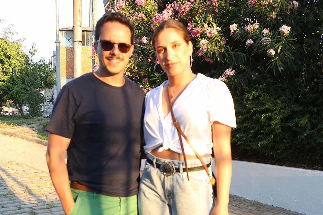 Η φωτογραφία του Μακαλιά και της συζύγου του με τον γιο τους στην Κεφαλλονιά