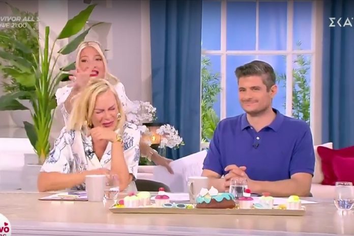 Η Φαίη Σκορδά χτύπησε κατά λάθος την Έλενα Χριστοπούλου – «Συγγνώμη, μου έφυγε το χέρι»