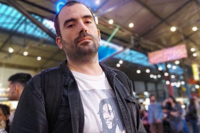 Θλίψη για το χαμό του δημοσιογράφου Αντώνη Χρυσουλάκη