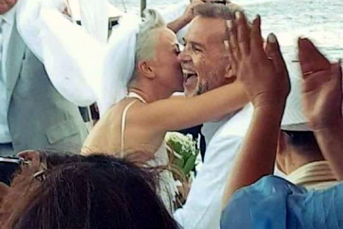 Ο Πάνος Μεταξόπουλος γιορτάζει! «Ε ναι λοιπόν σήμερα γιορτάζω»