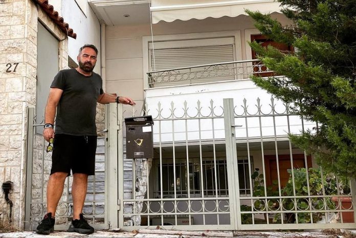 Ο Γρηγόρης Γκουντάρας χάνει το σπίτι του - Δύσκολες ώρες για τον δημοσιογράφο