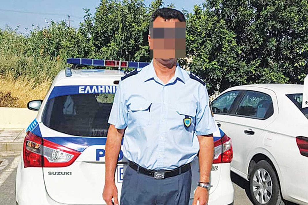 Η απειλή του μιζαδόρου αστυνομικού στον συνάδελφό του που του πέρασε χειροπέδες: «Θα σε βάλω σε κάσα»