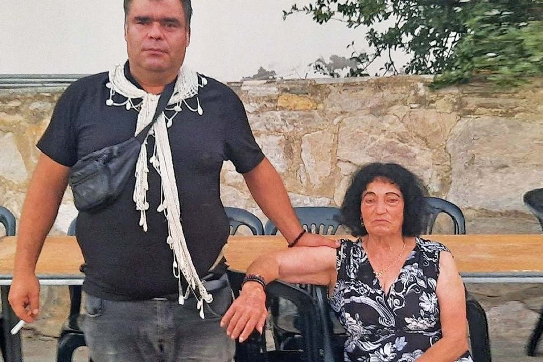 Η 82χρονη Παρασκιώ αρραβωνιάστηκε τον 41χρονο Κωστή στην Κρήτη