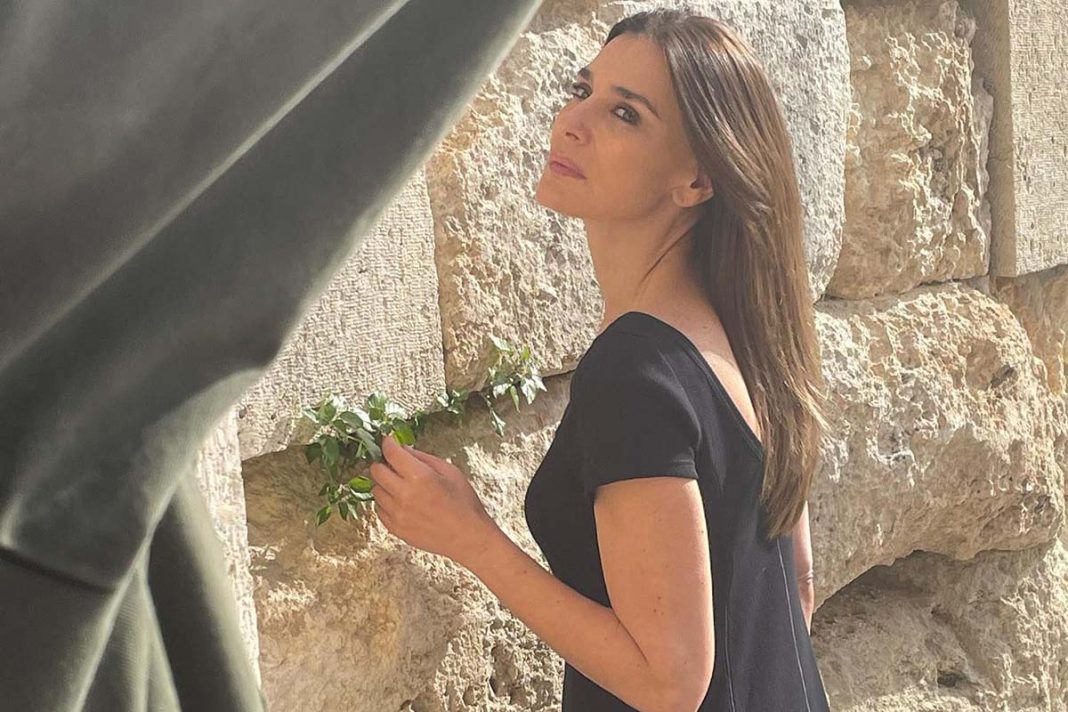 Η «Μήδεια» για βουτιές στην Ικαρία